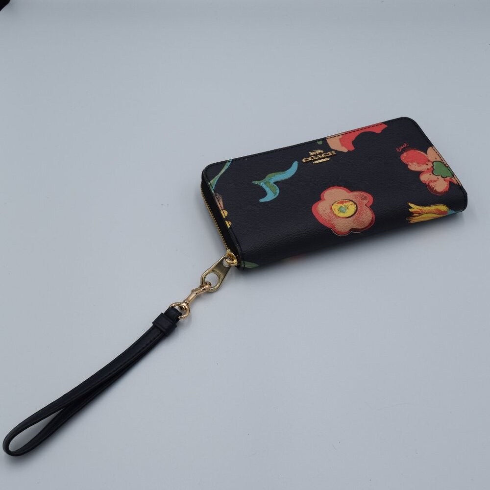 COACH Long Zip Around Wallet With Dreamy Land Floral Print - RARE FIND